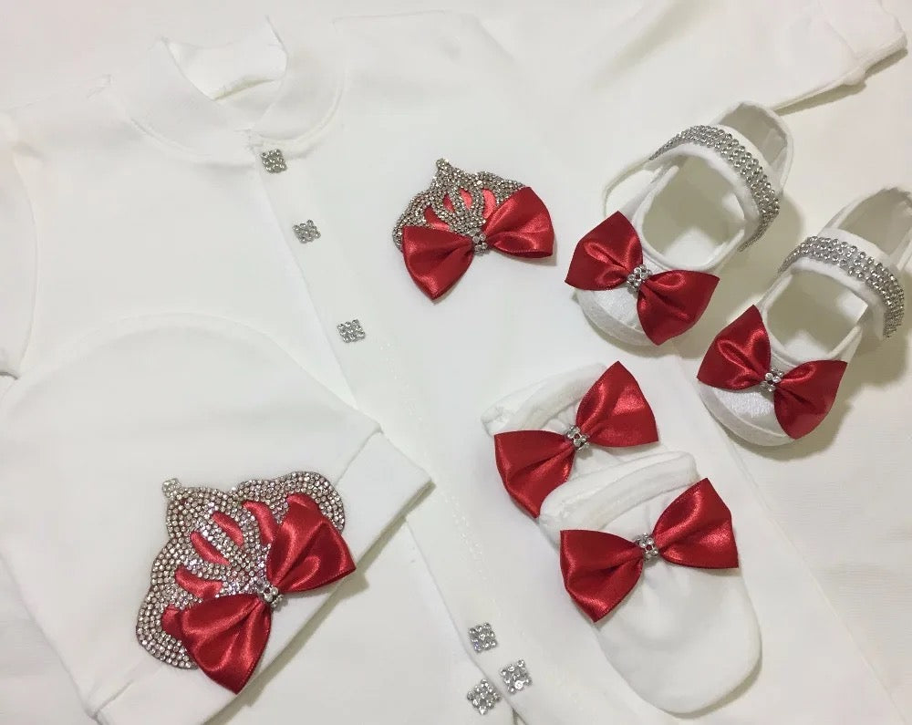 luxury Jewels Crown Layette 4 Piece Gift Set 0-6 Months