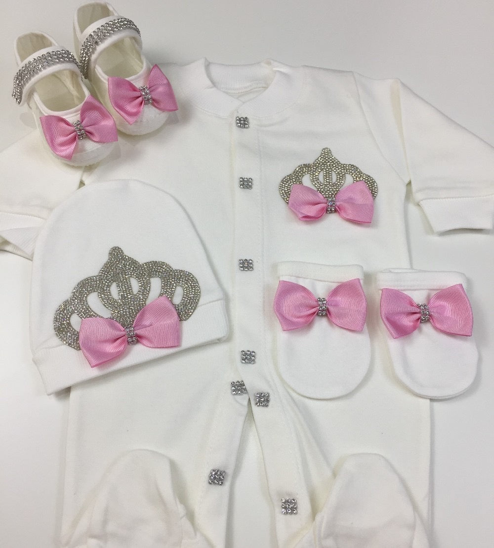 luxury Jewels Crown Layette 4 Piece Gift Set 0-6 Months